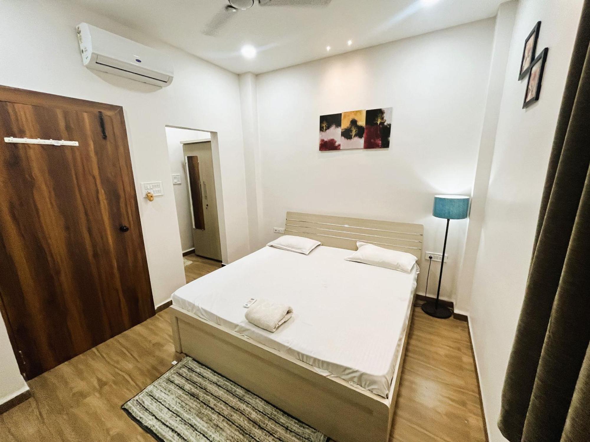 Shree Stay Inn Luxe' Holiday Home Ujjain Esterno foto