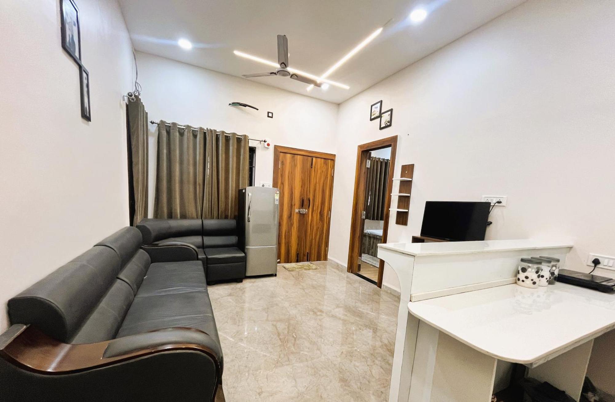 Shree Stay Inn Luxe' Holiday Home Ujjain Esterno foto